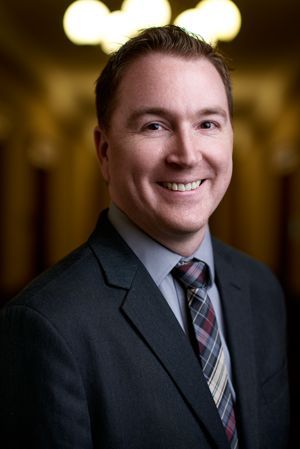 Andrew Ouellette